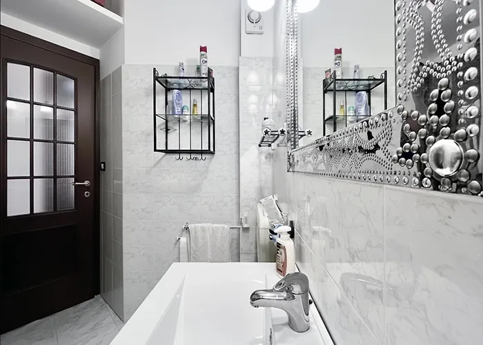 Flat Steps From San Siro Church & Ariston Theatre Apartment Sanremo