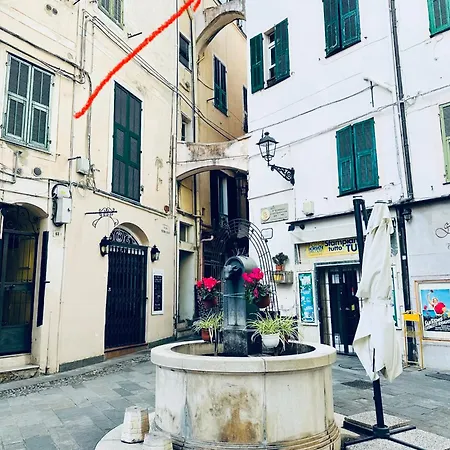 Flat Steps From San Siro Church & Ariston Theatre Apartment